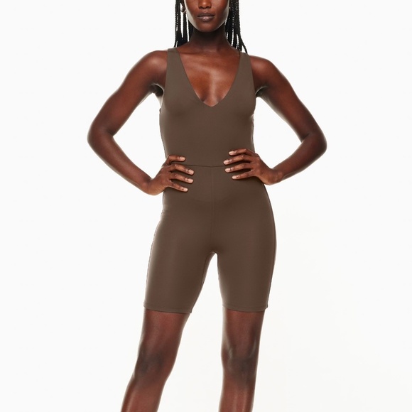 Aritzia Babaton Contour V-Neck Romper - Picture 1 of 5
